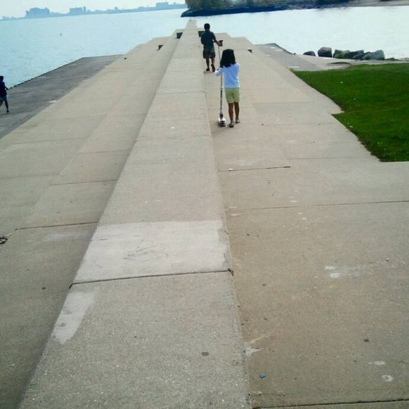 Meet your Posher, Jasmin - Picture 1 of 1